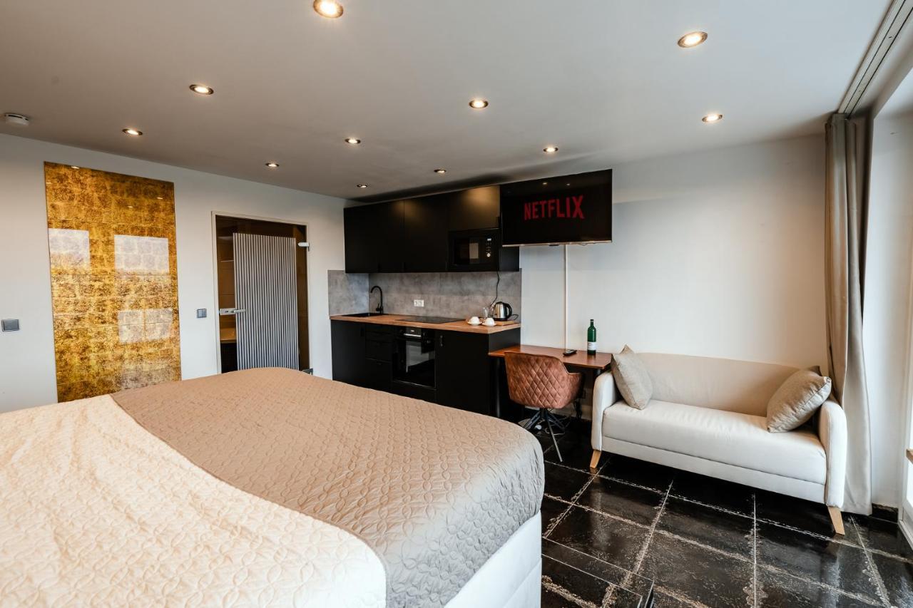 Studio Apartment In Naehe Hamburg Halstenbek Buitenkant foto